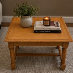 🪵 Coffee Table – Solid Wood