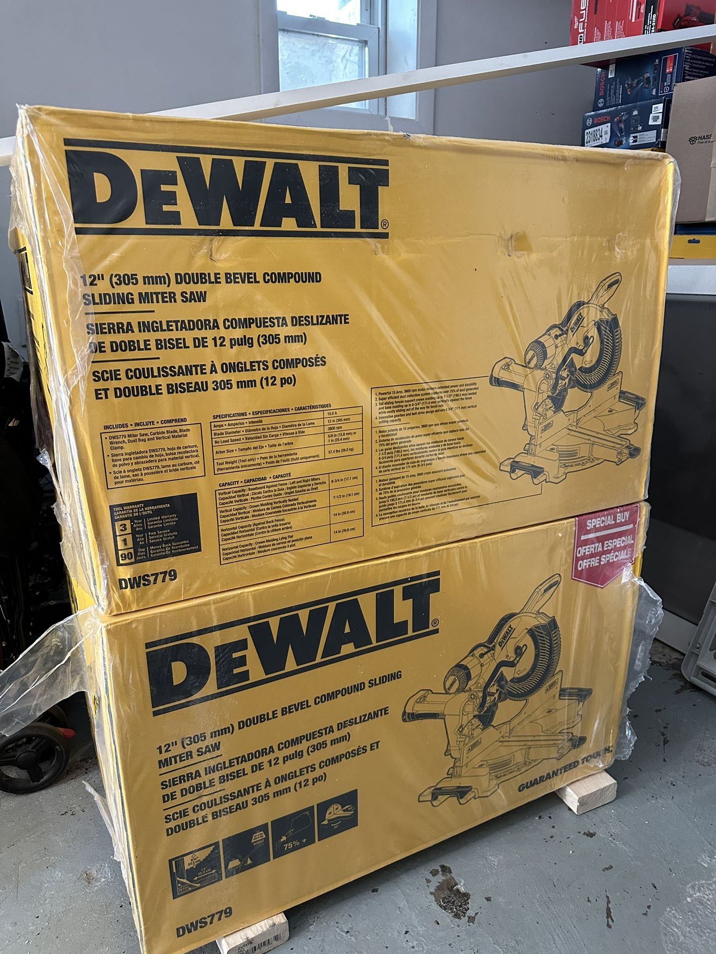 Dewalt Miter Saw 12” DWS779