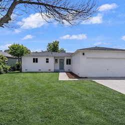 3 Bedroom 2 Bath Remodeled Home In Modesto!