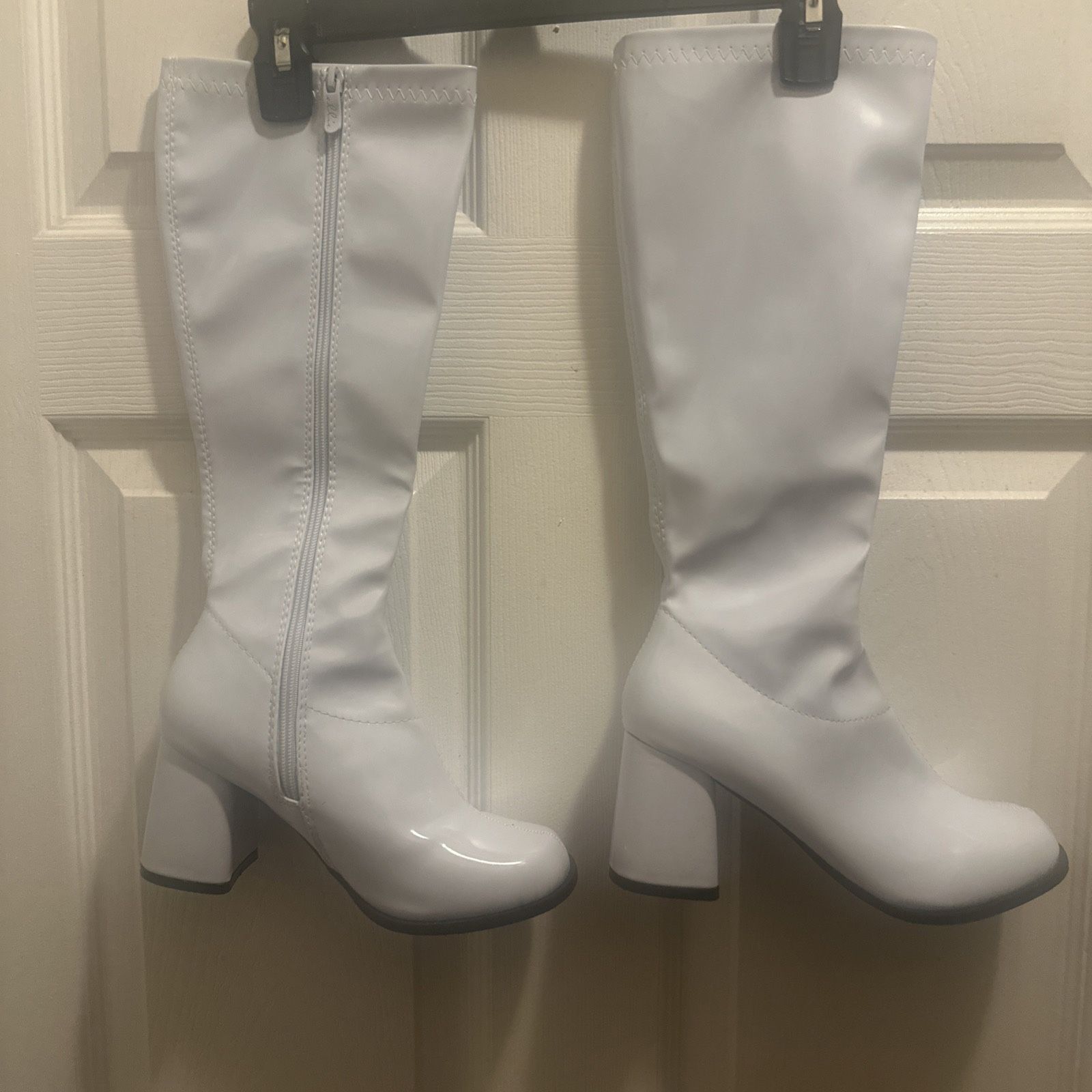 Ellie White GoGo Boots Womens Size 6.5-7 Platform Disco Halloween Costume Accessory