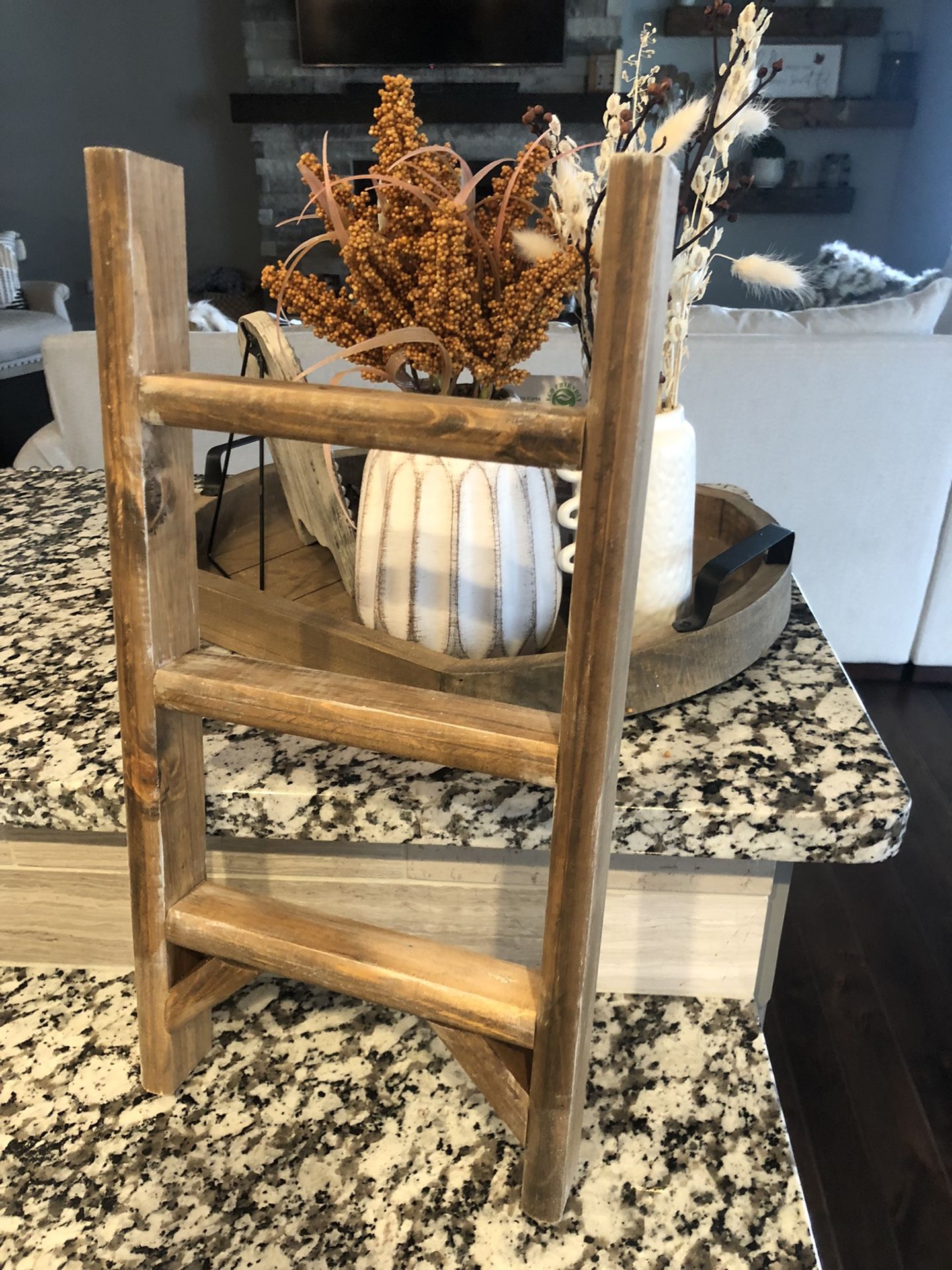Table Top Decor Ladder. 