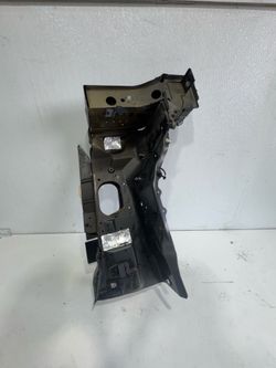 (2846) 17-24 Nissan Titan Left Apron Frame Leg 2017 2018 2019 2020 2021 2022 2023 2024