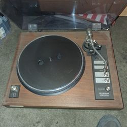 Pioneer Turntable