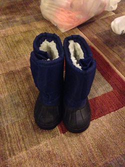 Boys snow ❄️ boots