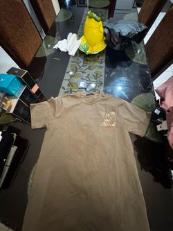 Louis Vuitton, LV T-Shirt