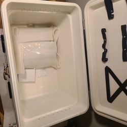 Coors Light Stainless Steel Cooler W/Bluetooth Speakers, LED Lights for  Sale in Ontario, CA - OfferUp