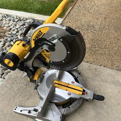 Dewalt Compound Miter Saw 