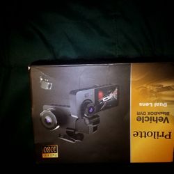 Dash Cam W/Inside And Back Up Camera