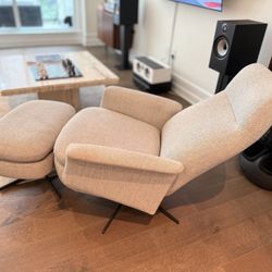 Ultra Comfortable Modern 360° Swivel Recliner with Ottoman