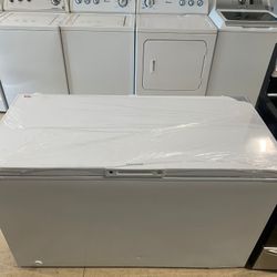 Frigidaire Chest freezer new scratch and dent 