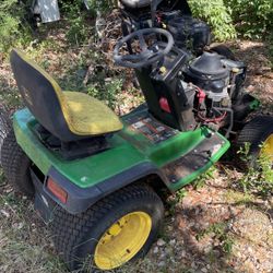 Tractor John Deere Gt275