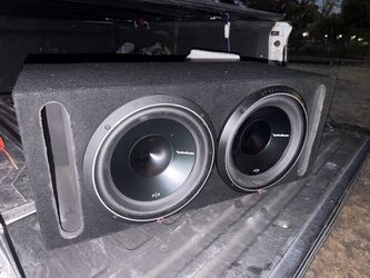 Rockford Fosgate Punch P3 Dual Subwoofer Box