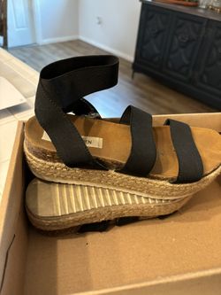 Steve Madden Sandals