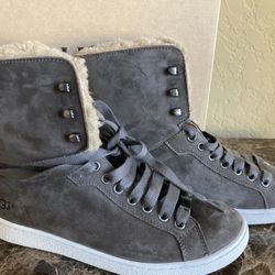 UGG Starlyn Women Size 8