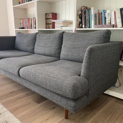 Excellent Couch In Great Condition