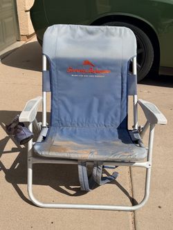 Tommy Bahama Folding Outdoor Beach Chair (LxWxH: 28” x 28” x 32”)