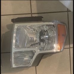 2011 Ford F150 factory headlights