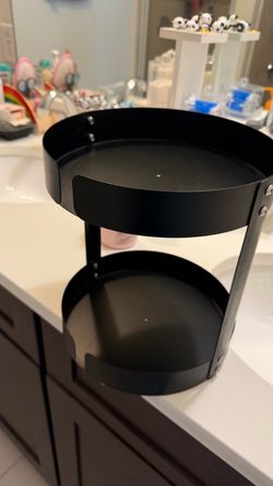 2-Tier Black Metal Round Organizer Stand