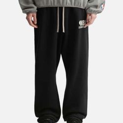 Fear of God Essentials NBA Black Sweatpants – XL – NEW
