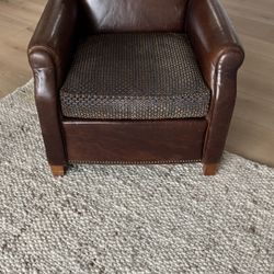 Joseanne Chair
