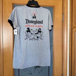 Disneyland. T-Shirt, New Small Size.
