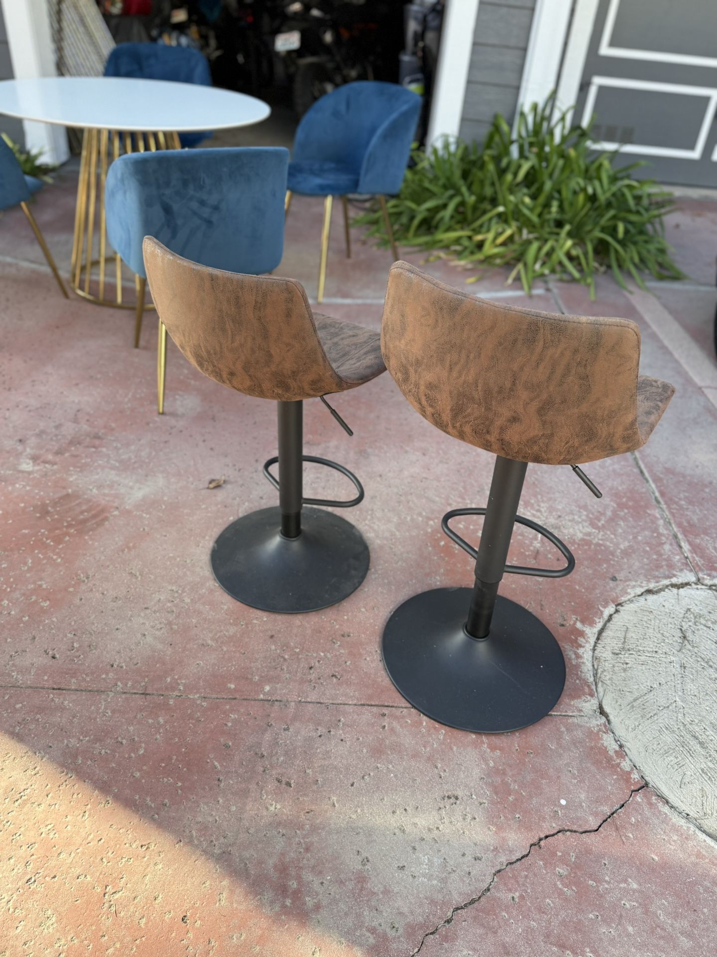 adjustable bar stools.