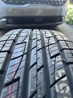 New Kumho tire on donut 245 65 18