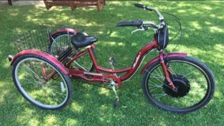 3 WHEEL ELECTRIC TRIKE BIKE,  48 volt, 1000 watt, 17 hour amp battery