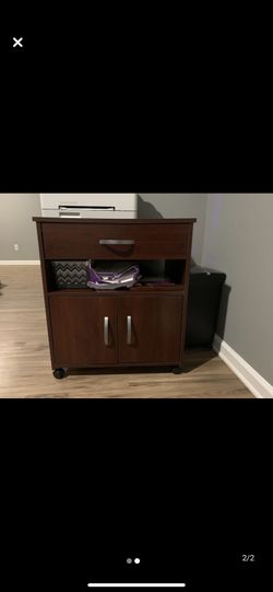Stand w/ storage cabnit
