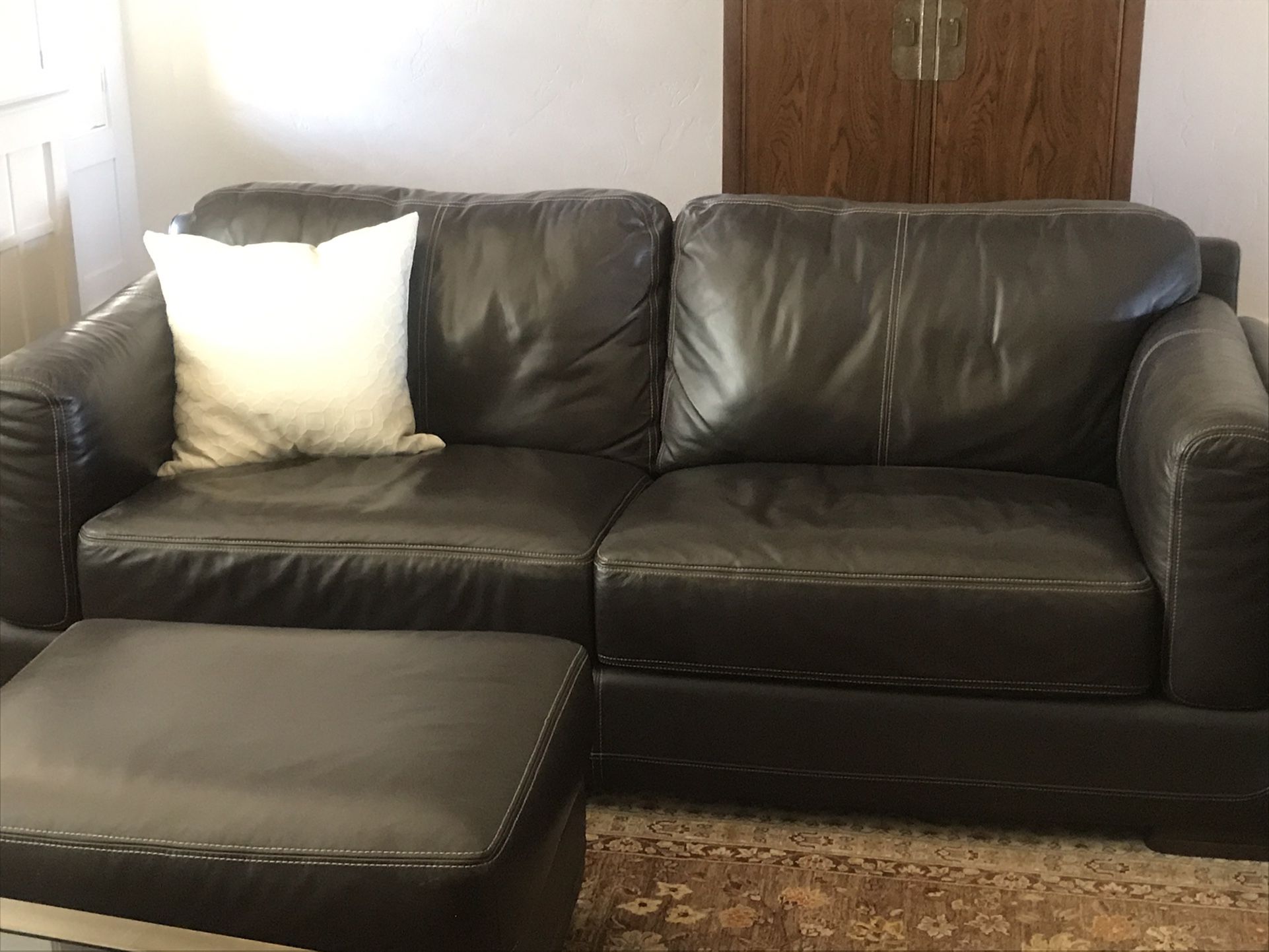 Leather Sofa, Loveseat, Chair & Ottoman