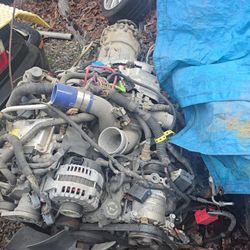 2002 Gmc 6.6  Motor And Trans  2000 