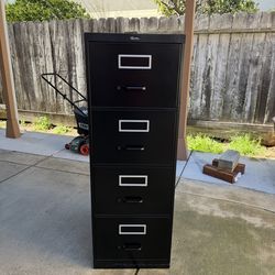 4 Drawer File Cabinet or Toolbox