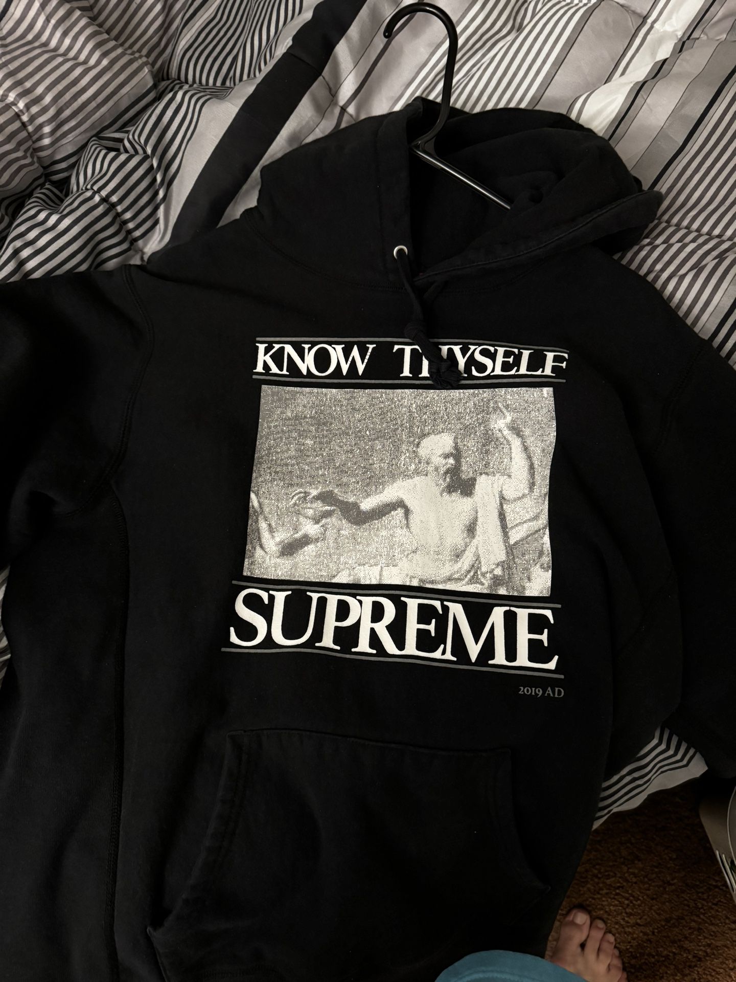 SUPREME Hoodie