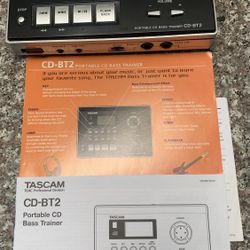 TASCAM Cd-BT2 Portable Cd Bass Trainer