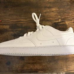 White Nike Court Vision Leather Low Top Size 10.5 Slightly Worn