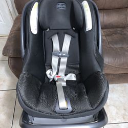 Chicco KeyFit 35 Infant Car Seat