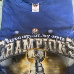 Tampa Bay Lightning Champions Shirt Size L Brand New