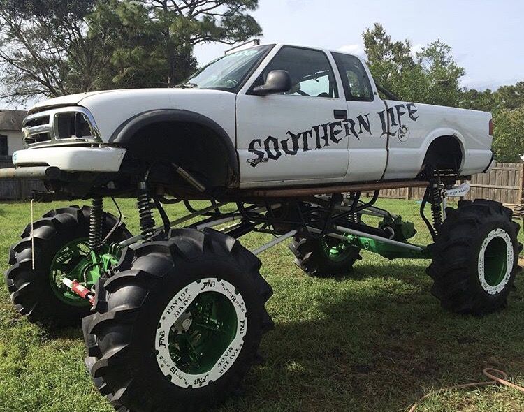 Mud truck for truck and boat