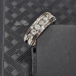 men's wedding ring size 7.5 14k gold