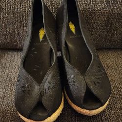 Cute Black Peep Toe Shoes Wedges Sz 8