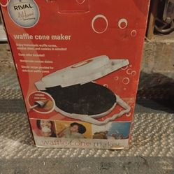 Waffle cone maker