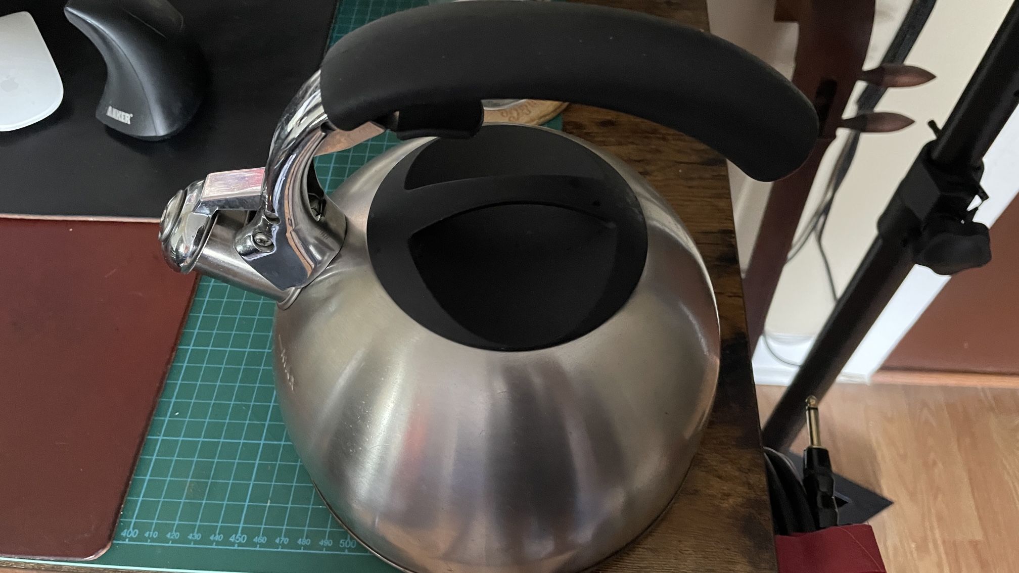 Free Kettle & Music Stand