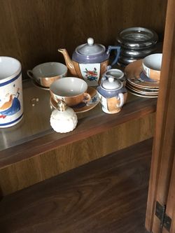Antique tiny set of tea pots grasses plates