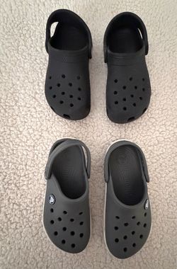 Crocs Size 11