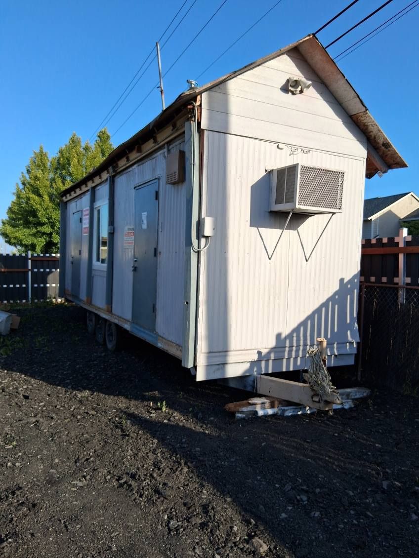 Portable Office Trailer 25x8