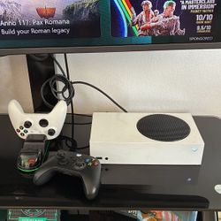 Xbox With accessories 