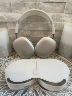 Starlight AirPod Max’s (2nd gen)