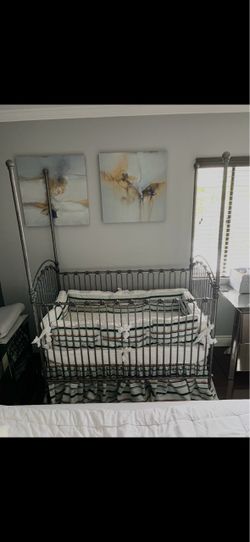 Baby crib metal