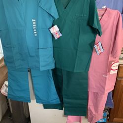 SCRUBS: PLUS Size: 2X, 3X,4X.    Chino, Ca