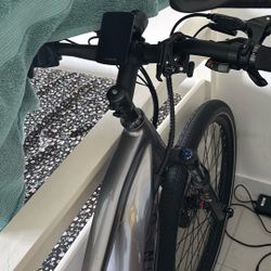 Aventon Electric Bike Good Condición